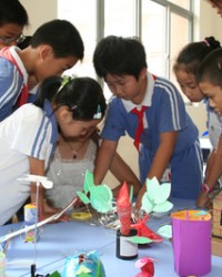首届中国教育创新成果公益博览会举行