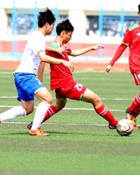 2016年全国中学生足球协会杯赛在钦州举行