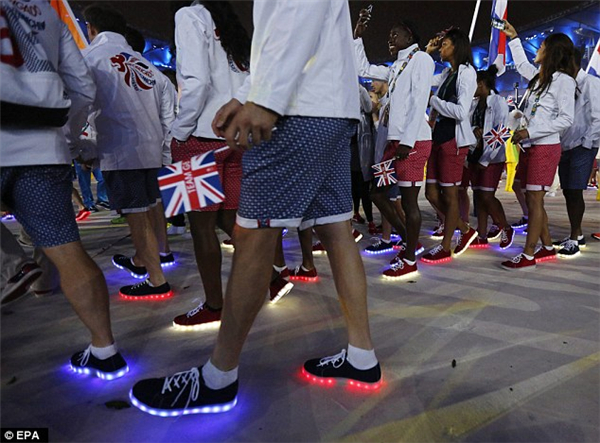 闪亮里约奥运的英国运动员发光鞋 是两个中国人设计的