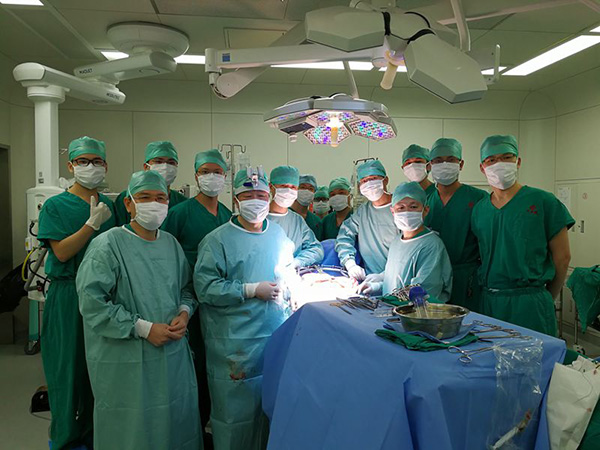 中山大学实现“不中断血流”肝移植，破解器官移植世界级难题